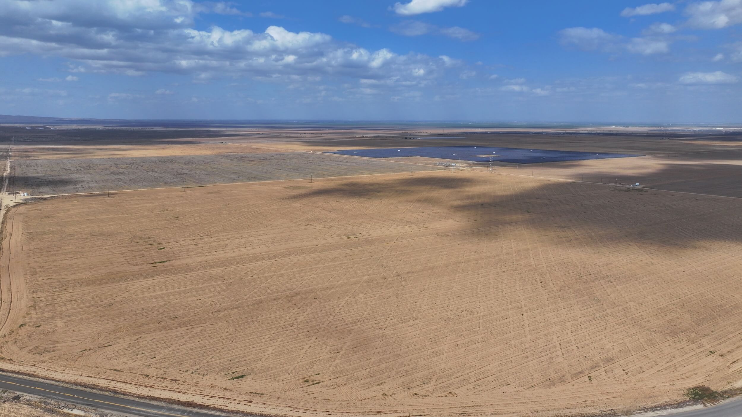 329.95 GROSS ACRES OF OPEN GROUND LOCATED IN WHEELER RIDGE-MARICOPA WATER STORAGE DISTRICT