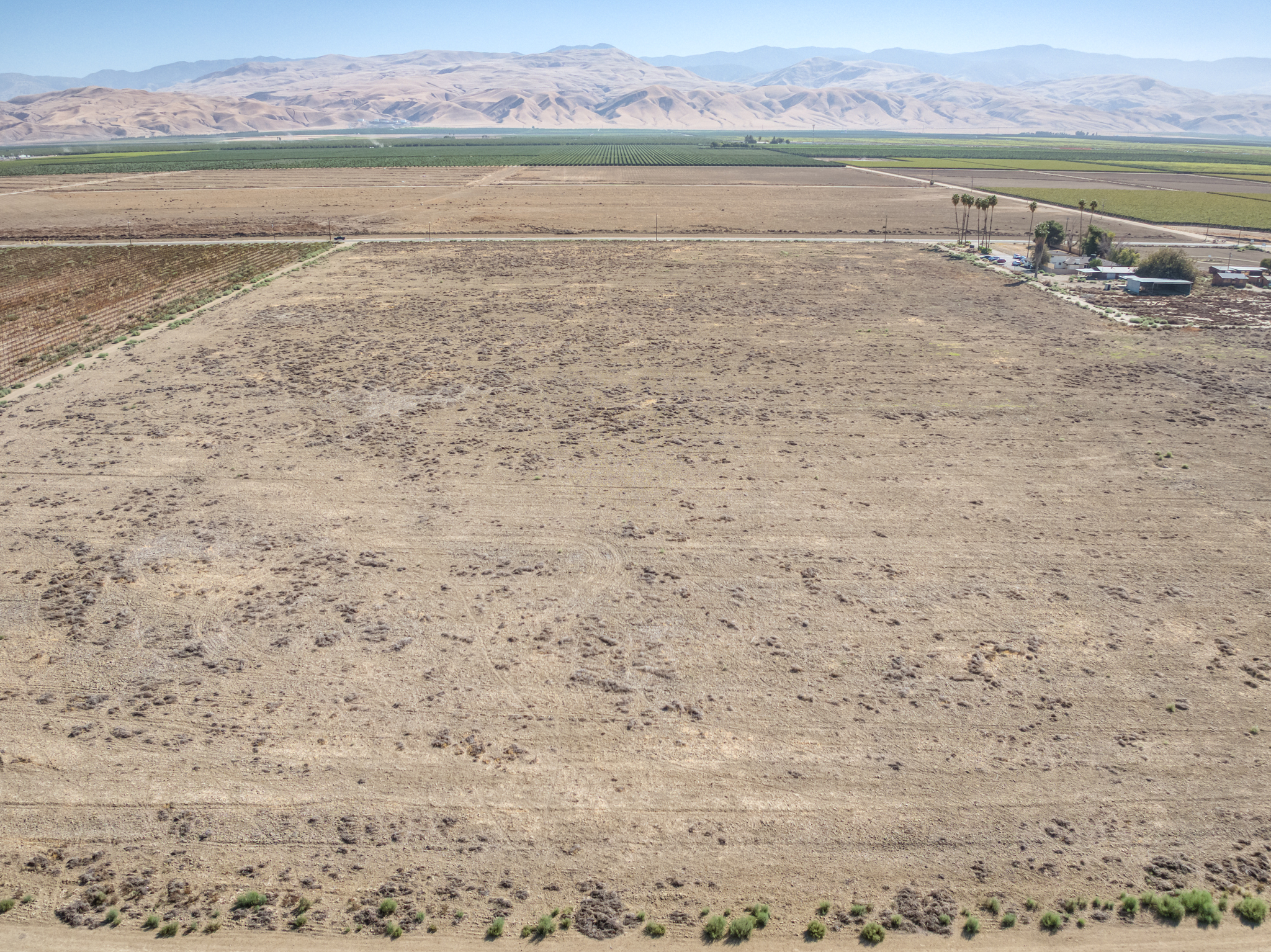 34.63 GROSS ACRES OF OPEN GROUND LOCATED IN WHEELER RIDGE-MARICOPA WATER STORAGE DISTRICT