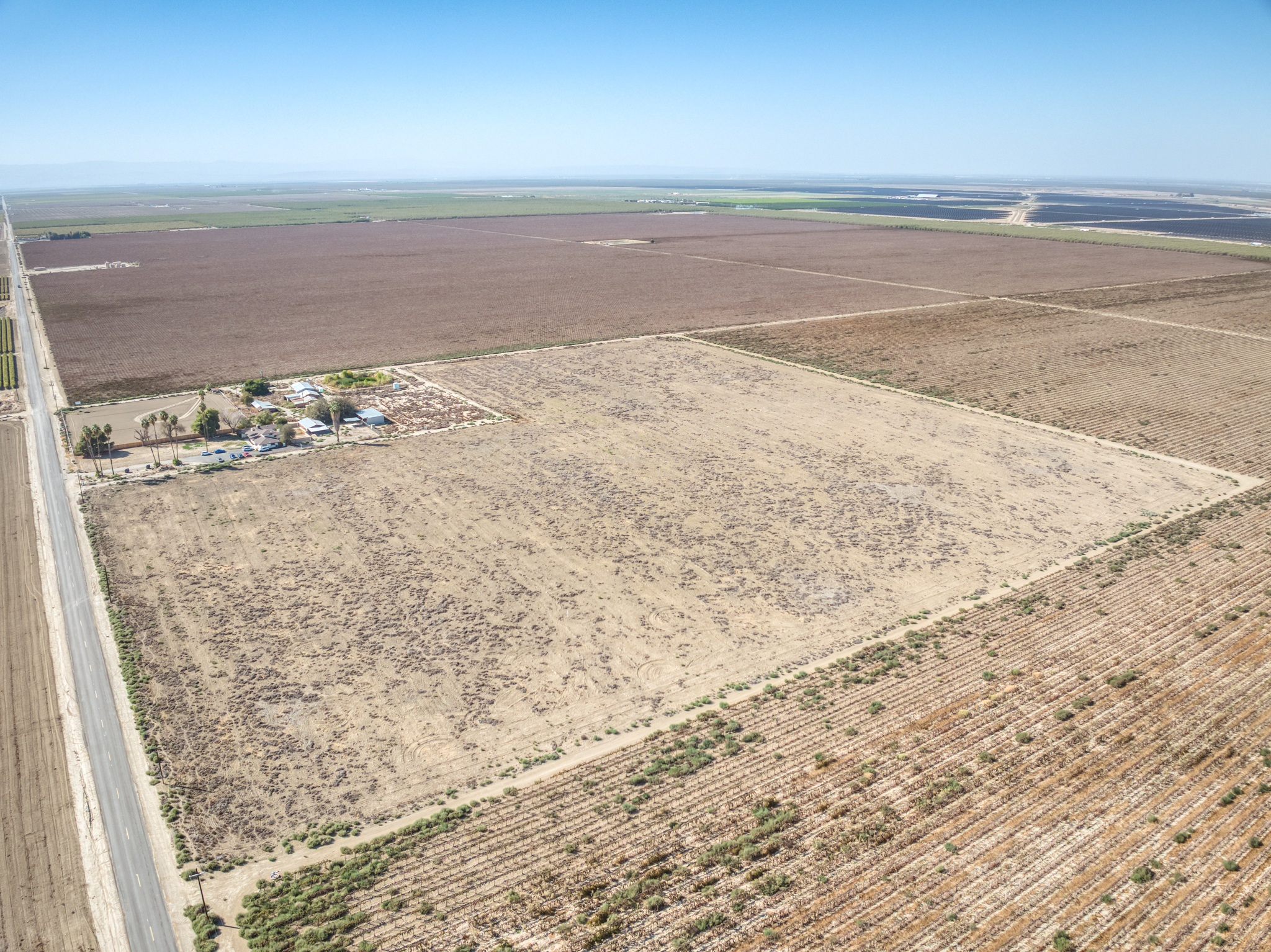 34.63 GROSS ACRES OF OPEN GROUND LOCATED IN WHEELER RIDGE-MARICOPA WATER STORAGE DISTRICT